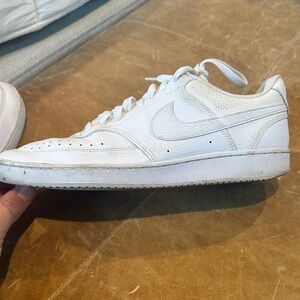 Nike 10.5 Men's Low Court Vision All-White Low-Top Sneakers